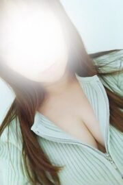 みい